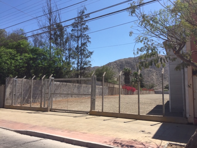 GRAN TERRENO CALLE LAS HERAS